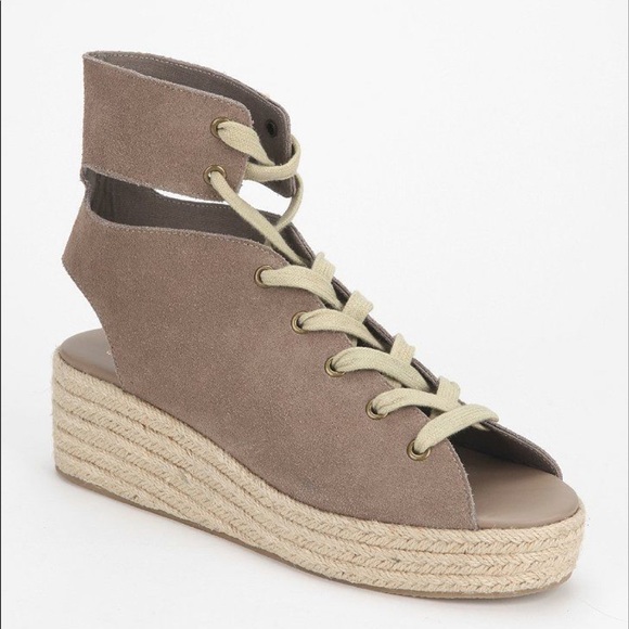 Ecote Shoes - Ecote Chrissie Lace -up espadilles